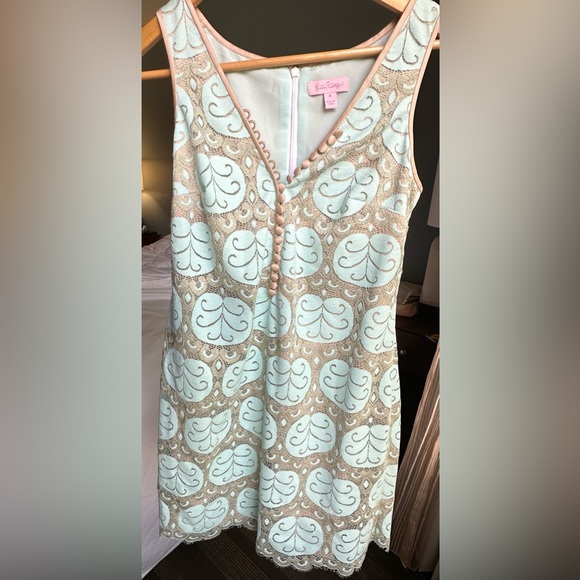 Lilly Pulitzer Nadine shift dress- lily pad pattern whisper blue size 4 - Picture 4 of 5